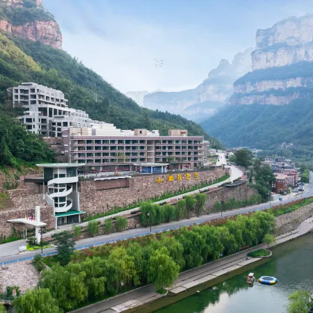 Yougu Zhilan Resort Hotel