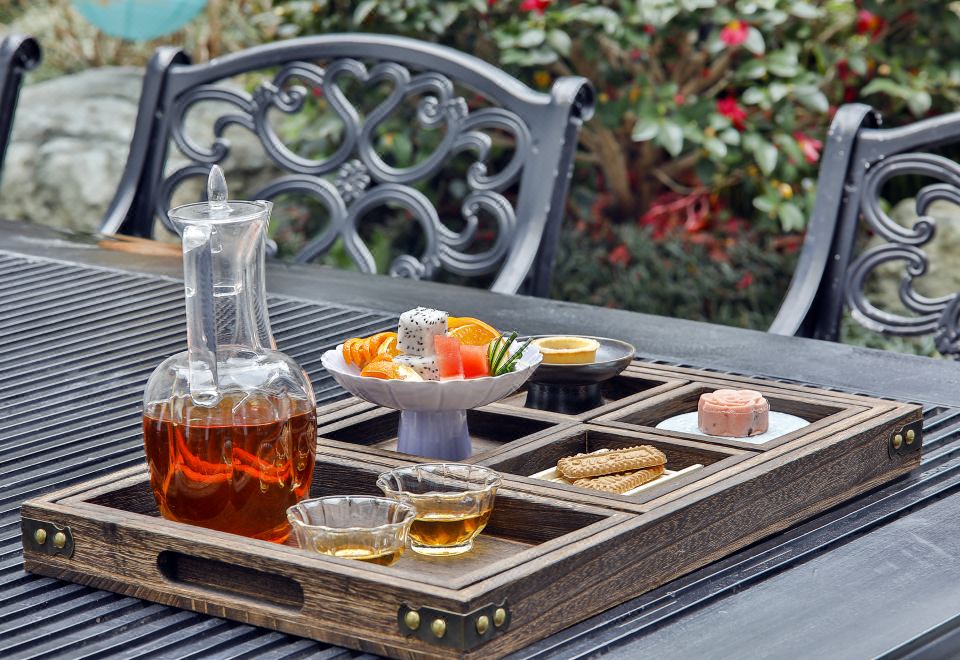 2. 플로럴 호텔· ..