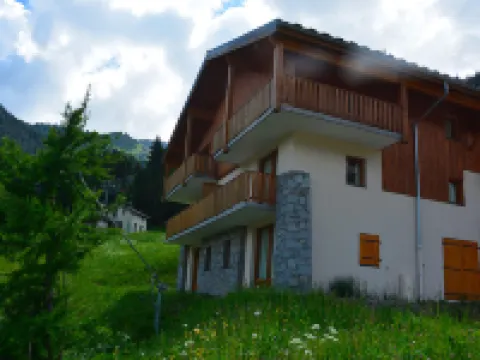 Vacancéole - Résidence les Chalets de la Ramoure Hotels in Modane