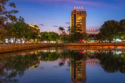 泉州華僑大厦（西通り古城） Jiuguanyi Gujie Alley周辺のホテル