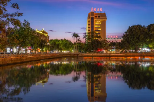 泉州華僑大廈（西街古城店）