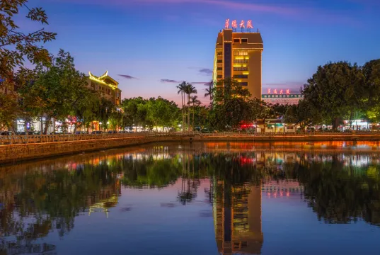 泉州華僑大廈（西街古城店）