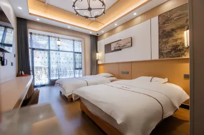 Wanxianshan Hongyan Building Hotels near High Ladder