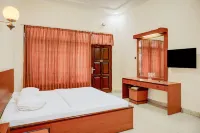 Collection O Pekalongan Near Pasar Batik Setono Formerly Hotel Jayadipa Hotels in Batang