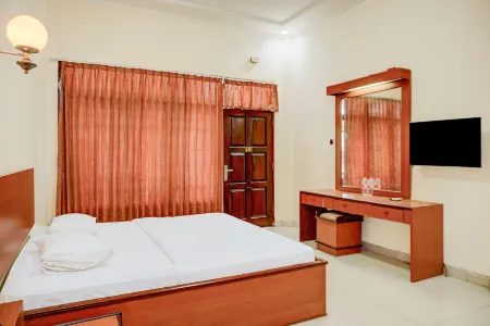 Collection O Pekalongan Near Pasar Batik Setono Formerly Hotel Jayadipa Отели в г. Batang