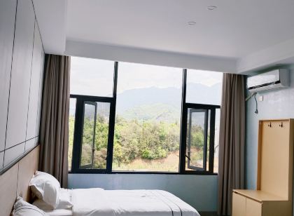 烏蒙索瑪ホテル