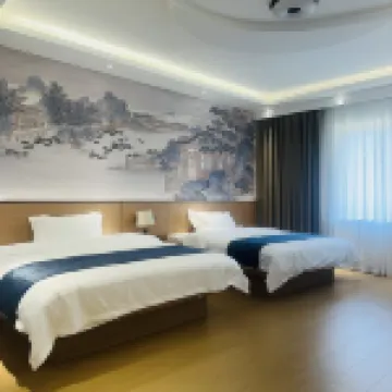 壩盤瀾湖驛舍（安龍萬峯湖鎮店）