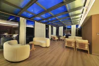 Yunshan Four Seasons Homestay (Huanglong Jiuzhai High-Speed Railway Station) - Airport Shuttle