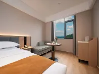 Tongshan Fengchishan Hotel (Fengchishan Forest Park) - parking