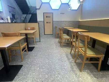 Taizhou Maitian Yaduo Hotel Отели рядом с достопримечательностью «Taizhou Vocational College Of Science & Technology»