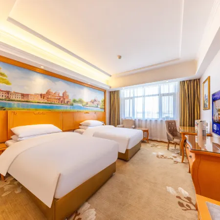 Vienna Hotel (Dachaidan)