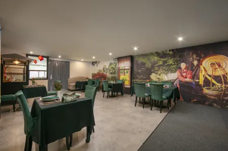 Westlake Pearl Suites & Spa - By Pegasy Group Отели рядом с достопримечательностью «Тай»