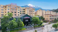 BEMORECoffe Hotel Hotels near World Heritage Park, Lijiang
