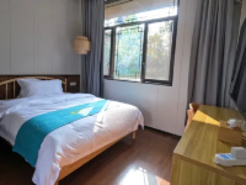 Muchuan Baixian Mountain House Hotels in Muchuan