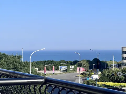 Xingcheng Mountain Hidden Sea Hotel - Huludao