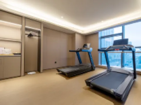 โรงแรม JI (สถานีรถไฟเจิ้นเจียง) โรงแรมในเจิ้นเจียง