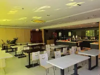 Magnotel Hotel (Songyuan Qianguo)