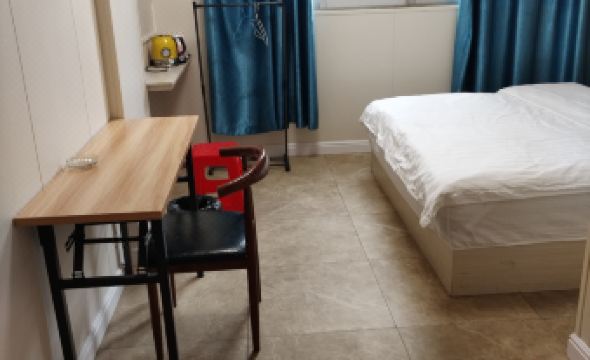 Zhongshan Trendy Apartment (Zhongshan Station Dongzhen Street)