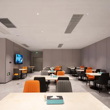 Urba S Hotel (Xiamen Railway Station South Square Branch) Отели рядом с достопримечательностью «Железнодорожный вокзал Сямынь»