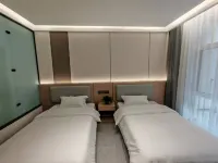 Shanhai Holiday Hotel (Bachuankou Gorge)