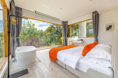 Yixian Yunzhu Jingshang Huajian B&B