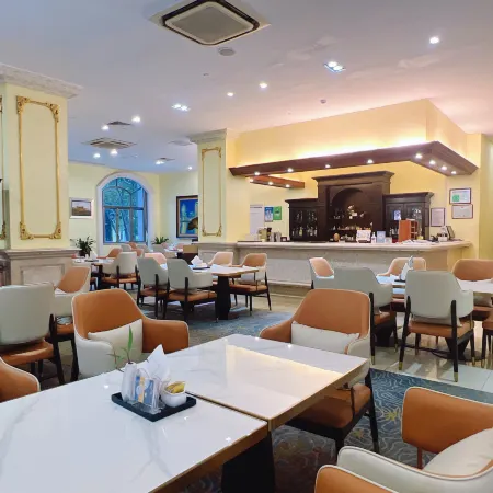 Country Garden Funyard  Phoenix Hotel Xinhui Jiangmen（Wanda Plaza ）