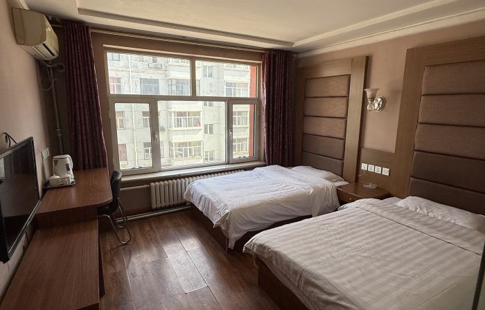 Liangcheng Xinju Express Hotel