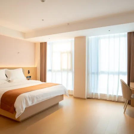 Fangcheng Yingda Hotel (Yalong International Shangbo City East Gate)