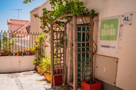 Casa do Bairro by Shiadu Отели рядом со станцией Cais Do Sodre