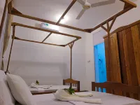 Uroa Beachfront 2BR • Balcony • Free Wi-Fi - balcony