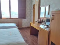 Hotel Seaworld Các khách sạn gần Đảo Muuido
