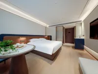 Huijing Hotel (Chunqiu Yancheng Hutang Subway Station) Hotels near Wujin