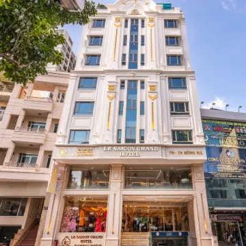 LE SAIGON GRAND HOTEL Hotels near Tan Son Nhat Intl. Airport