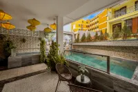 ECO Hotel 鄰近五季的酒店