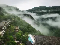 Yulongshan Dong Spring Resort
