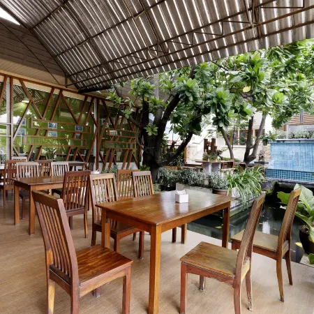 CENTRAL PLACE HOTEL
