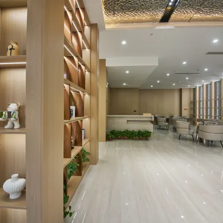 Baolige Hotel (Pinghu Clothing City)