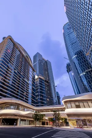 The PrefaceHotel (Shenzhen Universiade Sports Center Longcheng Park Subway Station Branch) Отели рядом с достопримечательностью «Shenzhen World University Games Sports Center»