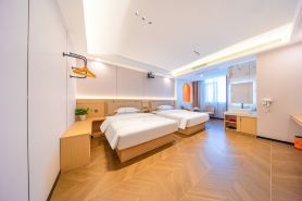 Yunqi Mercure (Shantou The Mixc Longyan South Road Food Street)