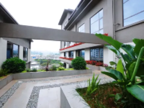 Jinyuan Garden Hotel Hotels in Dayao