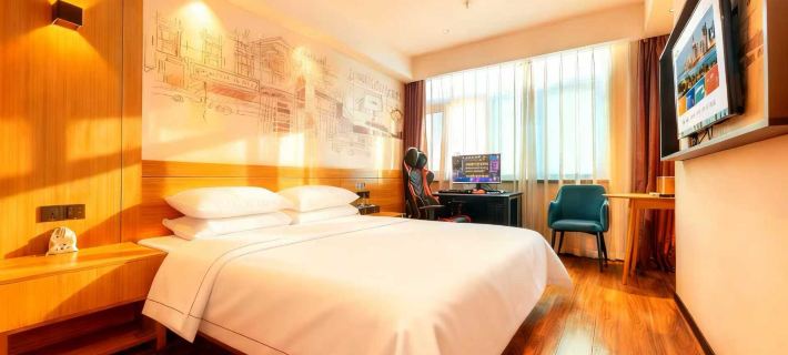 Jingyue E-sports Homestay (Suichuan County Government Pedestrian Street Wholesale City) Hotels in Suichuan