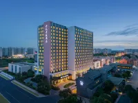 Maison New Century Hotel (Shanghai International Resort) Hotels in Shanghai