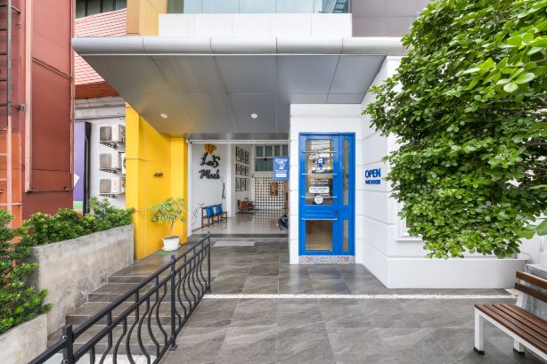 Lee's Mark Residence Hotels in Samut Prakan