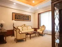 No. 5 Hotel (Jinjiang International) Hotels near Sun Island