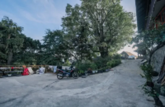 Wengji Senye No. 66 Homestay Hotels near The Old Bulang Ethnicity Village of Wenji