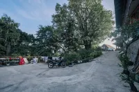 Wengji Senye No. 66 Homestay Hotel dekat The Old Bulang Ethnicity Village of Wenji