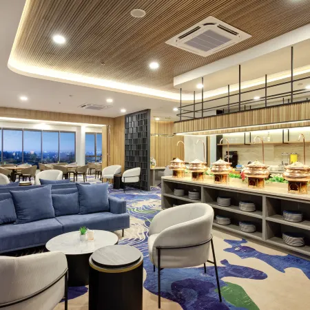 Aston Palu Hotel & Conference Center