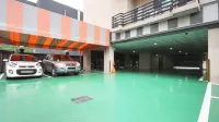 From H Rubens Hotel Mokpo Pyeonghwa Square - parking