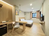 Yoshi Hotel - Tainan Sinmei Branch - balcony