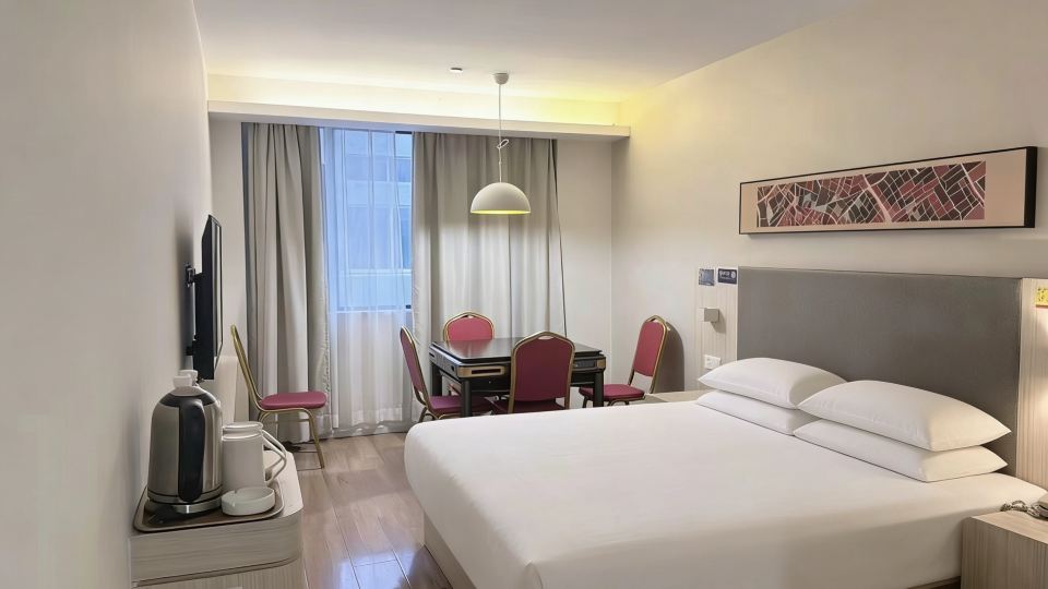 Tingyue Hotel